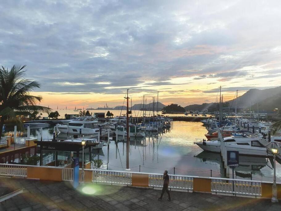 Apartment Em Angra Ao Lado Do Shopping Piratas *